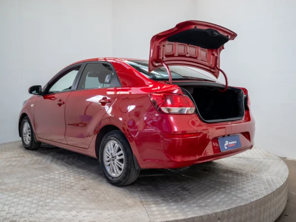 Kia SOLUTO 2024 usado — Pompeyo Carrasco — foto 9