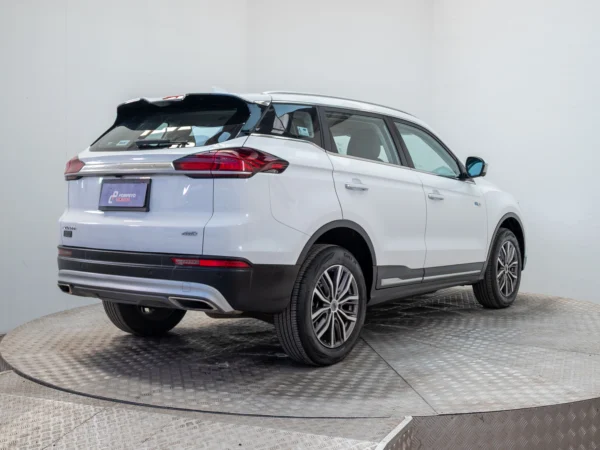 Geely AZKARRA 2024 usado — Pompeyo Carrasco — foto 6