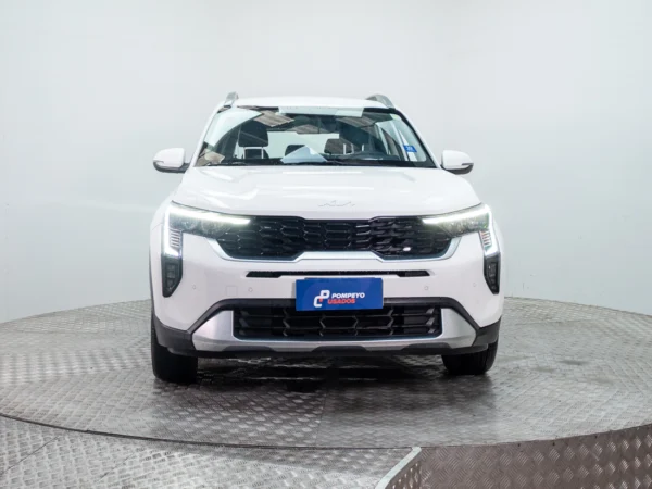 Kia SONET 2024 usado — Pompeyo Carrasco — foto 2