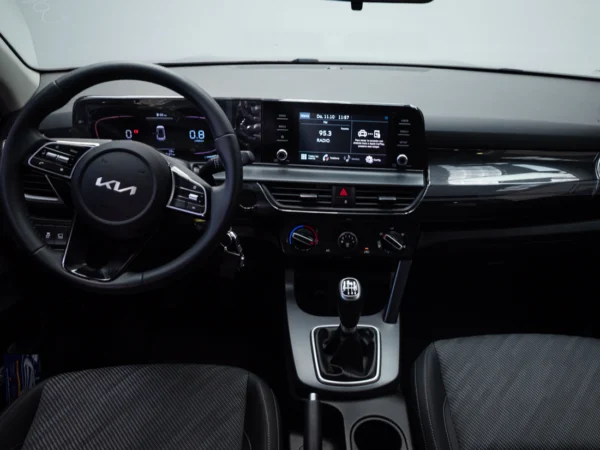 Kia SELTOS 2024 usado — Pompeyo Carrasco — foto 14