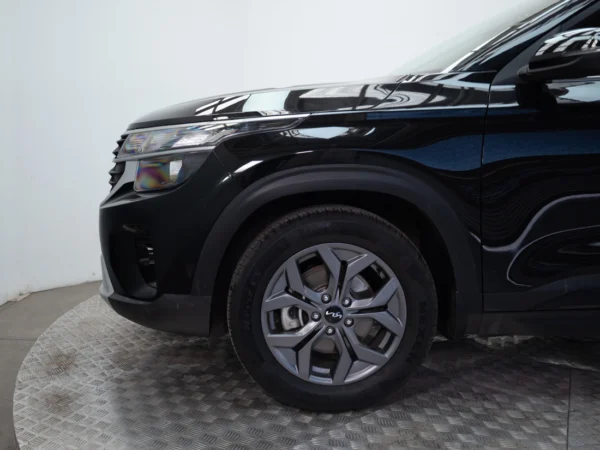 Kia SELTOS 2024 usado — Pompeyo Carrasco — foto 16