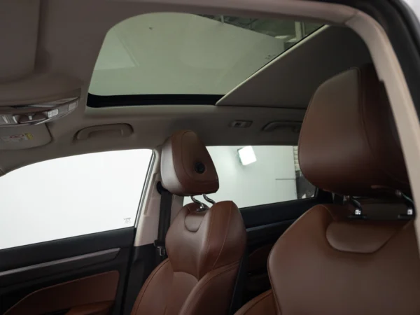 Geely AZKARRA 2024 usado — Pompeyo Carrasco — foto 17