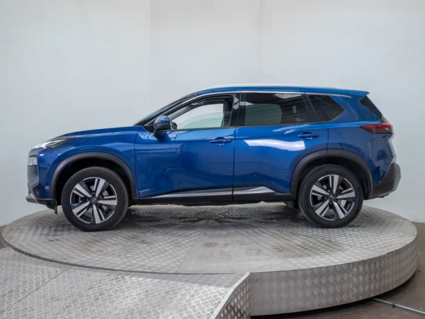 NISSAN X-TRAIL 2024 usado — Pompeyo Carrasco — foto 3