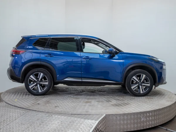 NISSAN X-TRAIL 2024 usado — Pompeyo Carrasco — foto 7