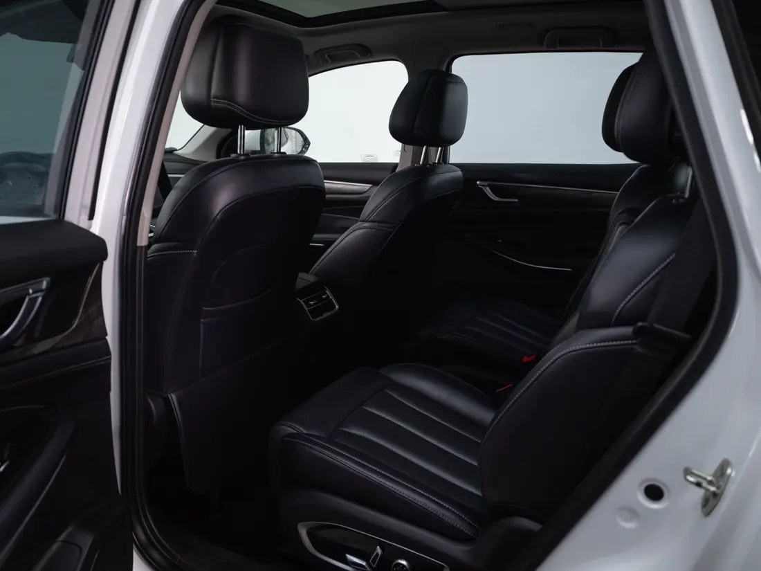 DFSK Suv600 — foto 13 de 19