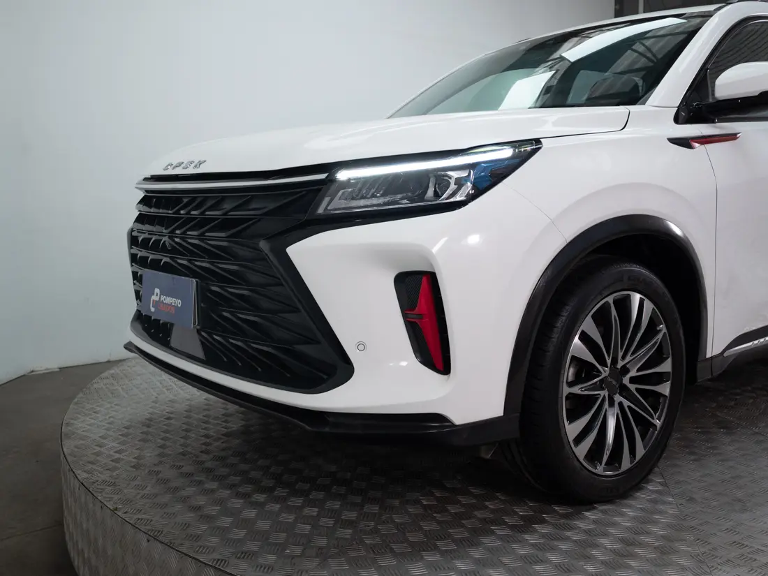 DFSK Suv600 — foto 17 de 19