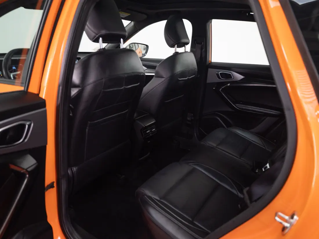 MG ONE 1.5 DLX AT 2024