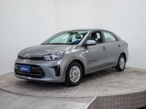 Kia SOLUTO usado