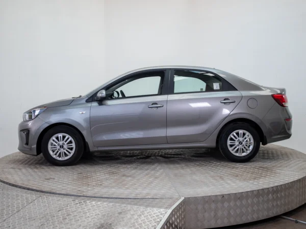 Kia SOLUTO 2024 usado — Pompeyo Carrasco — foto 3