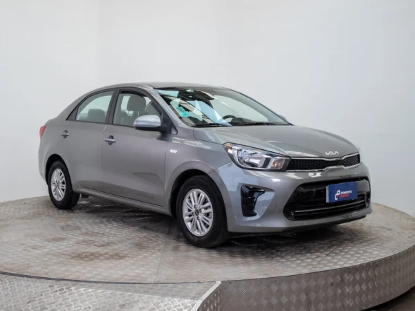 Kia SOLUTO 2024 usado — Pompeyo Carrasco — foto 8