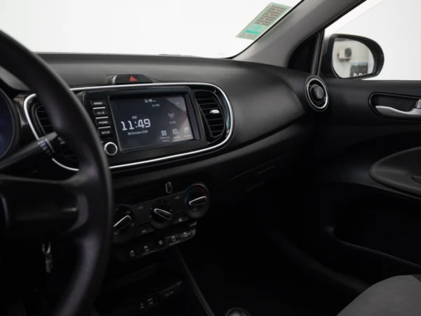 Kia SOLUTO 2024 usado — Pompeyo Carrasco — foto 11