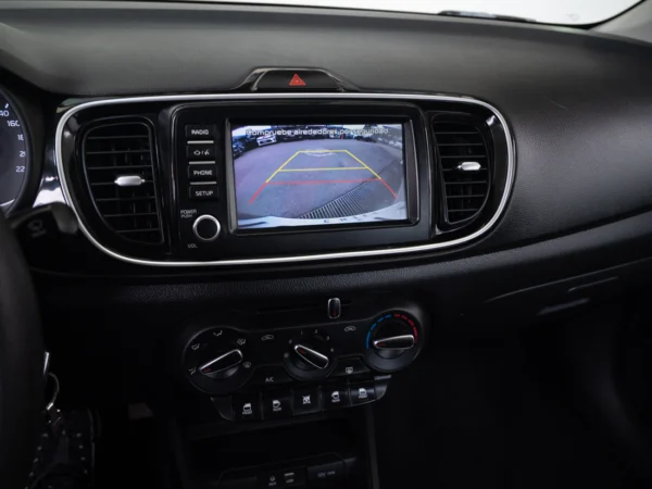 Kia SOLUTO 2024 usado — Pompeyo Carrasco — foto 18