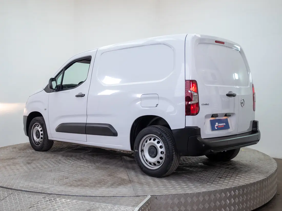 OPEL COMBO 1.5 MT DIESEL 2025