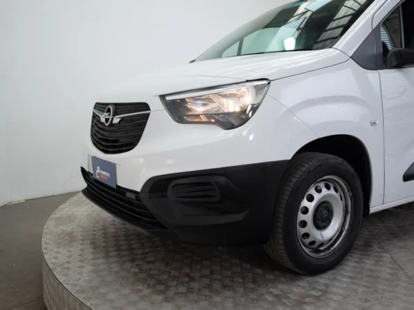 Opel COMBO 2025 usado — Pompeyo Carrasco — foto 14
