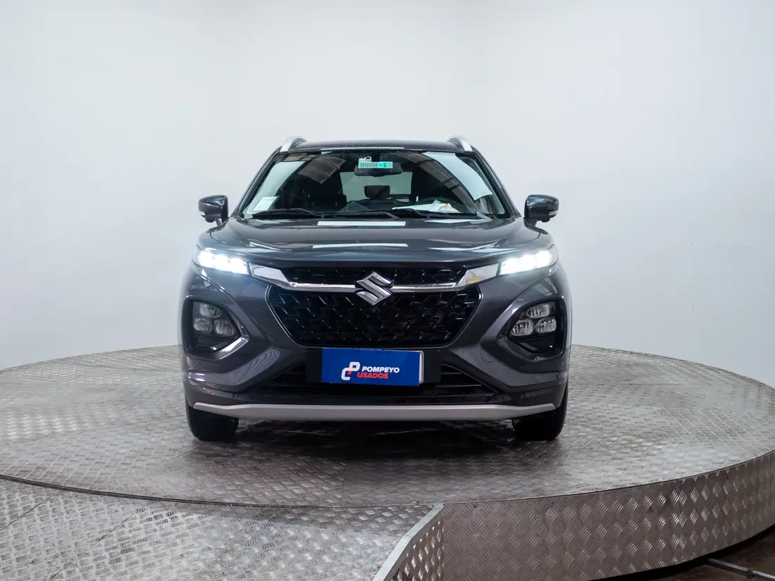 Suzuki Fronx — foto 2 de 19