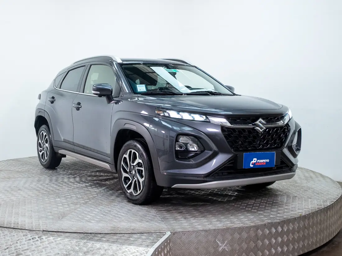 Suzuki Fronx — foto 8 de 19