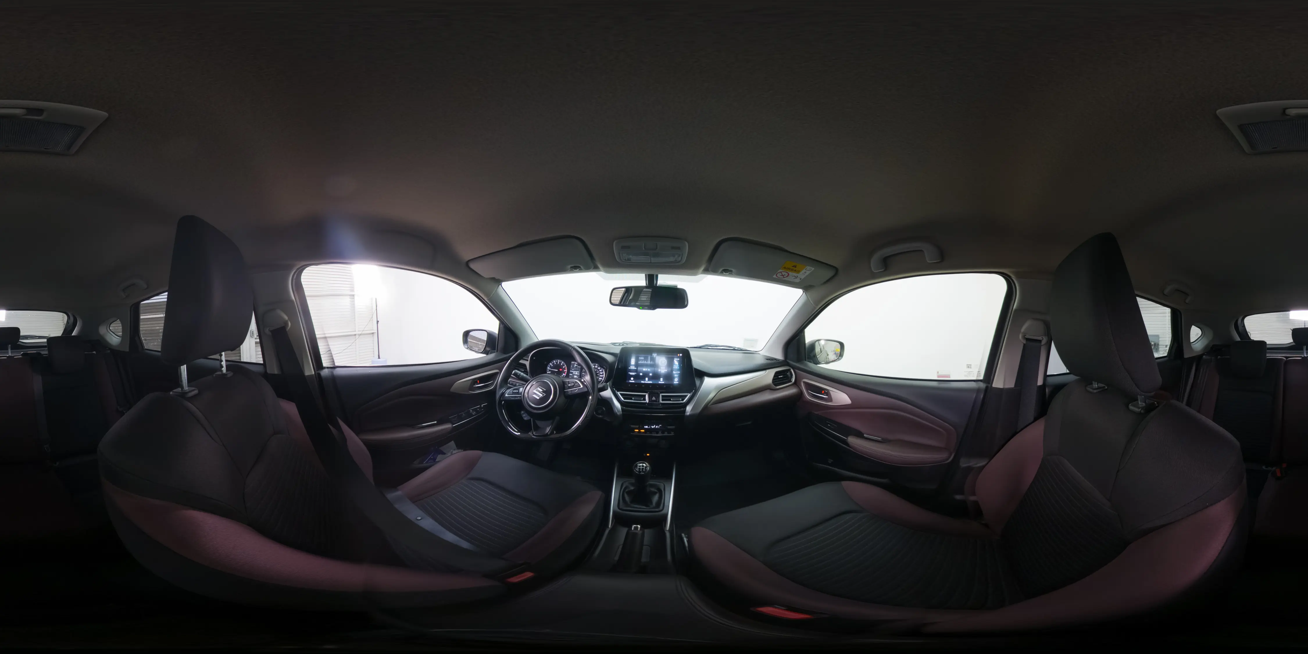 Suzuki Fronx — foto 19 de 19