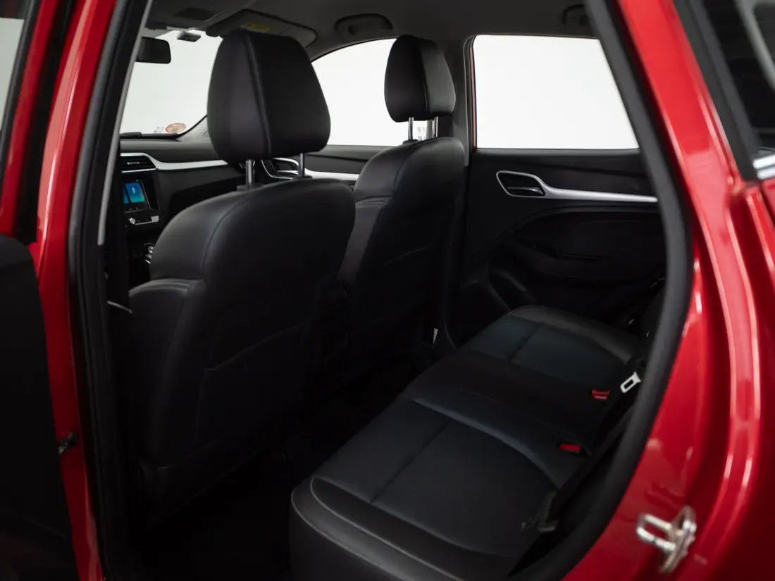 MG ZS 1.5 STD AT 2025