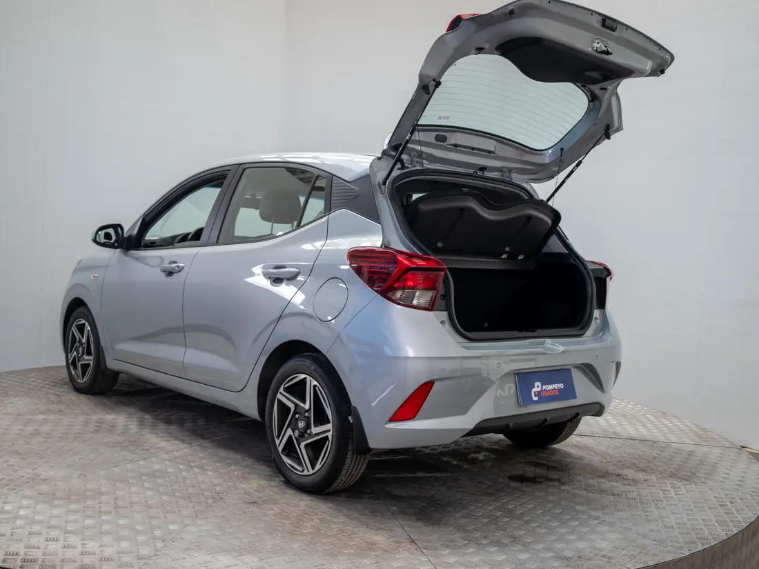 Hyundai Grand I-10 — foto 9 de 19