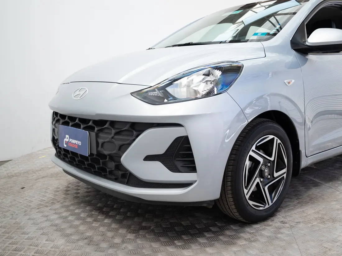 Hyundai Grand I-10 — foto 17 de 19