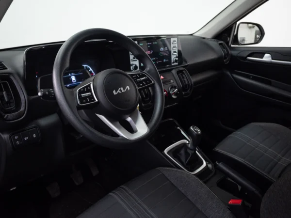 Kia SONET 2025 usado — Pompeyo Carrasco — foto 10