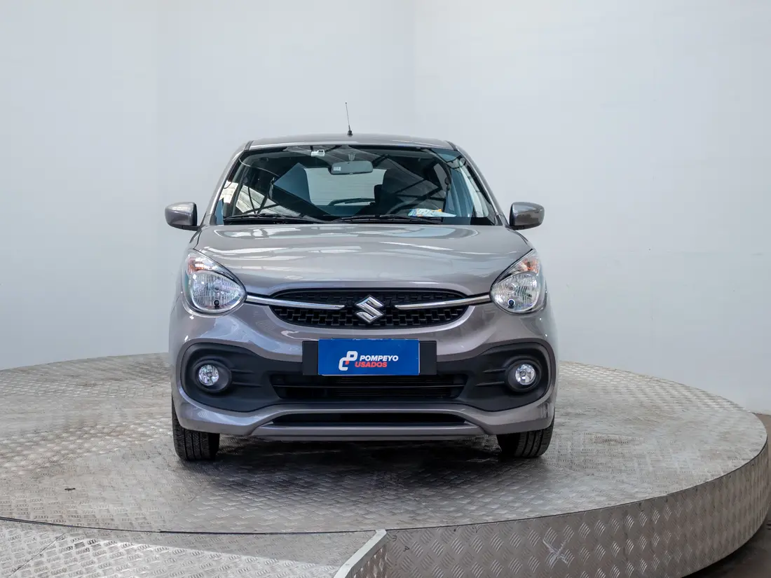 Suzuki Celerio — foto 2 de 18