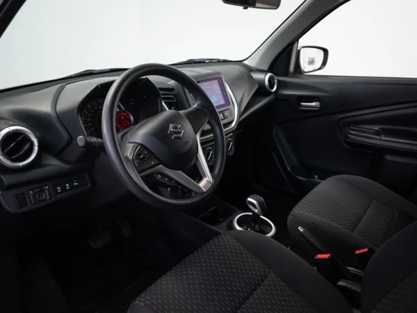 SUZUKI CELERIO 2025 usado — Pompeyo Carrasco — foto 10