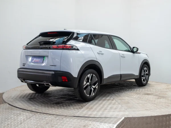 Peugeot 2008 2025 usado — Pompeyo Carrasco — foto 6