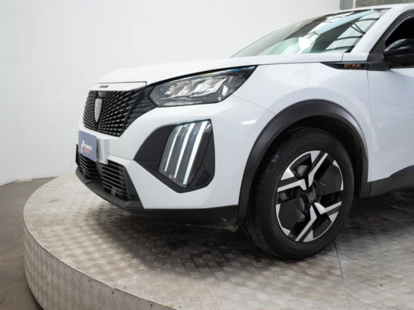 Peugeot 2008 2025 usado — Pompeyo Carrasco — foto 17