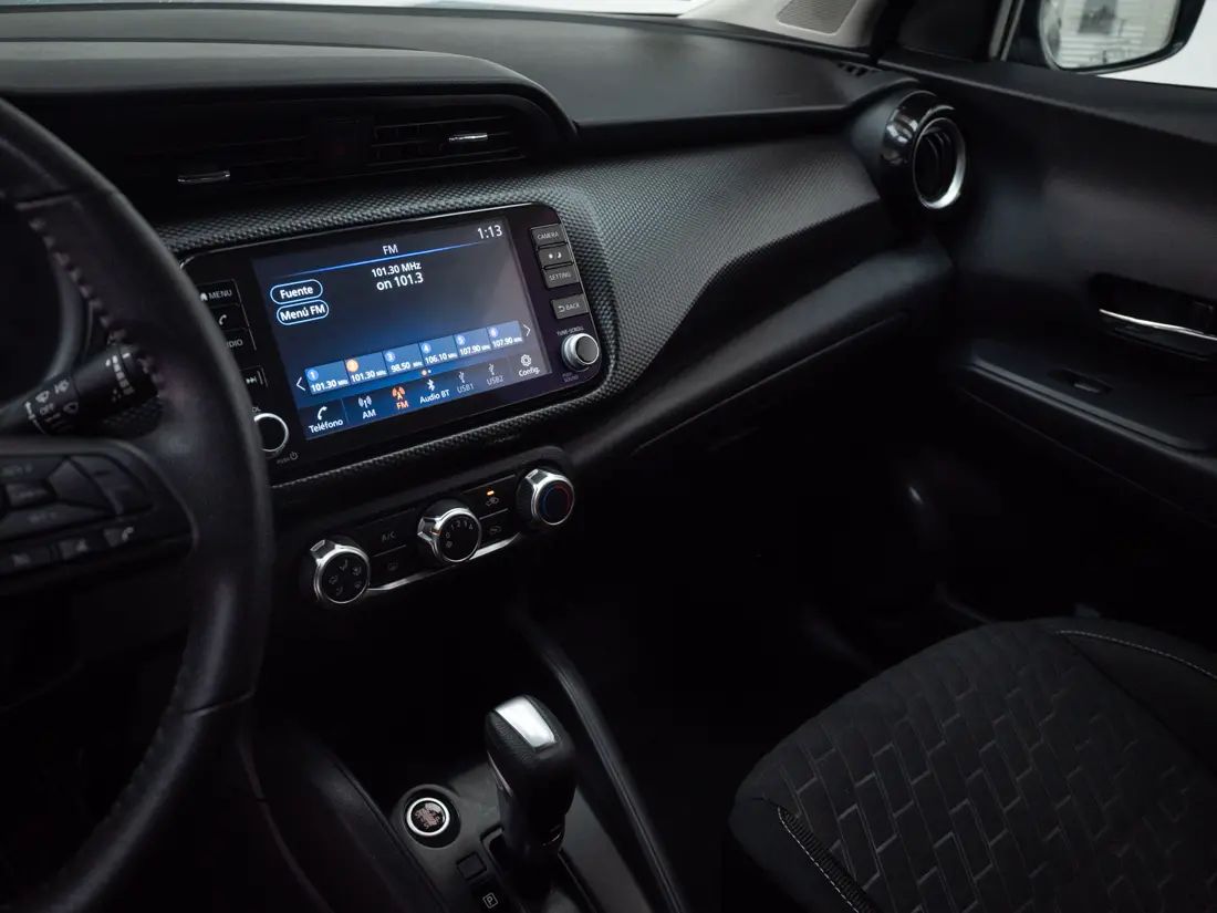 Nissan Kicks — foto 11 de 19