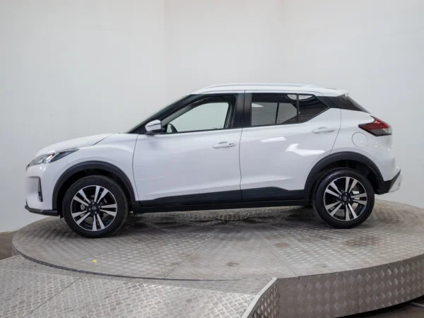 NISSAN KICKS 2025 usado — Pompeyo Carrasco — foto 3