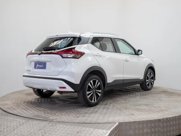 NISSAN KICKS 2025 usado — Pompeyo Carrasco — foto 6