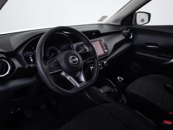 NISSAN KICKS 2025 usado — Pompeyo Carrasco — foto 10