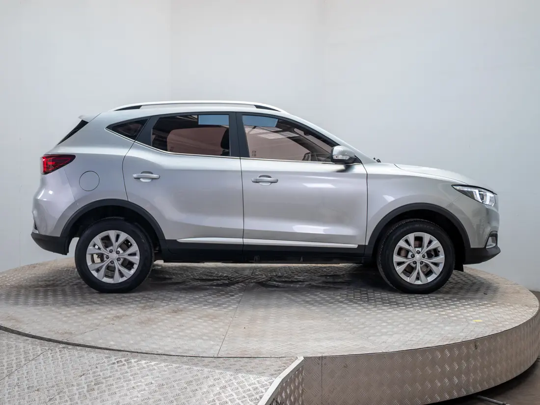 MG Zs — foto 7 de 19