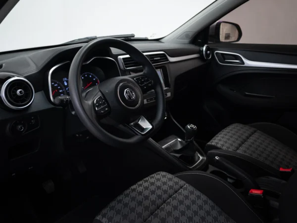 MG ZS 2025 usado — Pompeyo Carrasco — foto 10