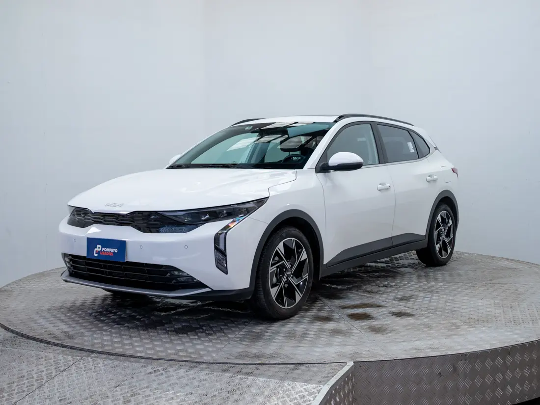 Kia K3 Cross 2025 usado — Pompeyo Carrasco