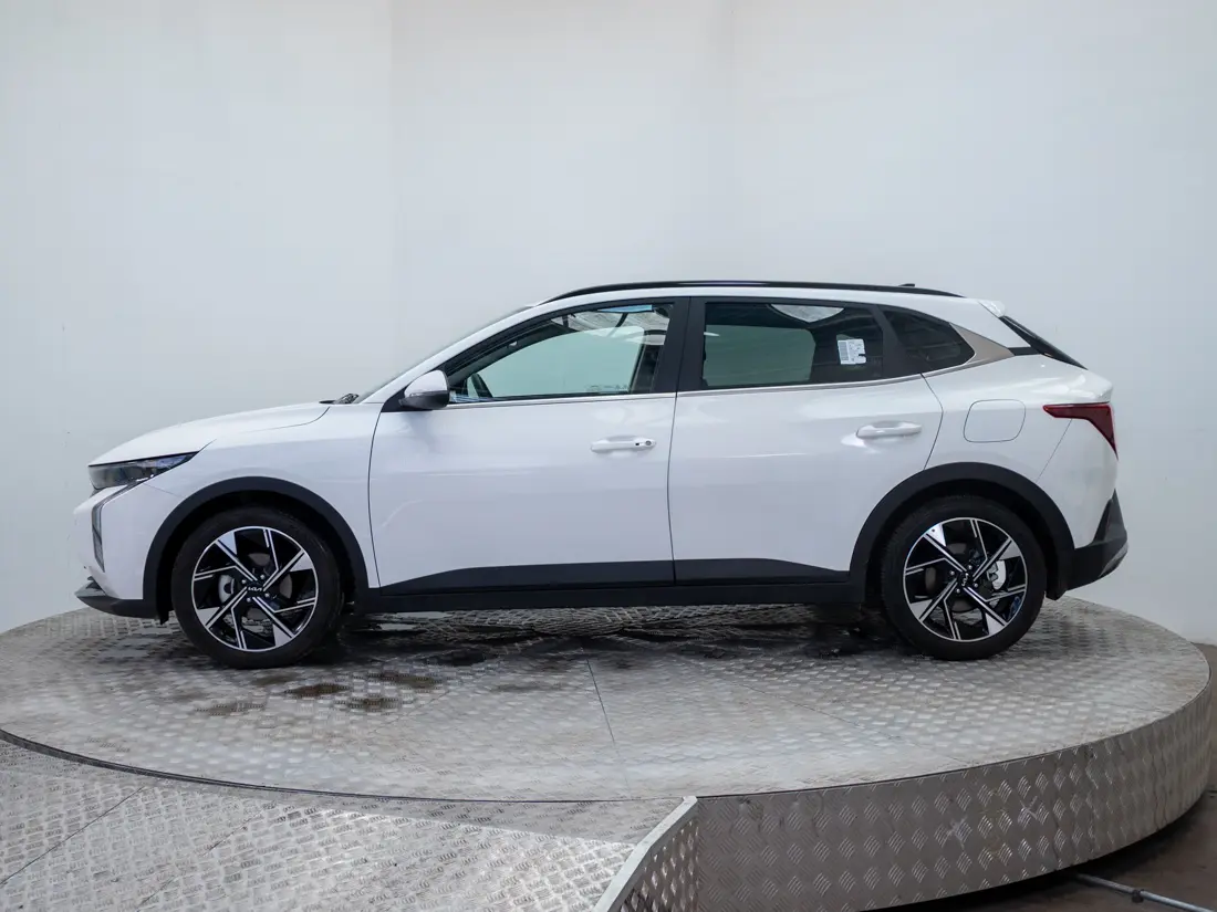 KIA K3 Cross — foto 3 de 20