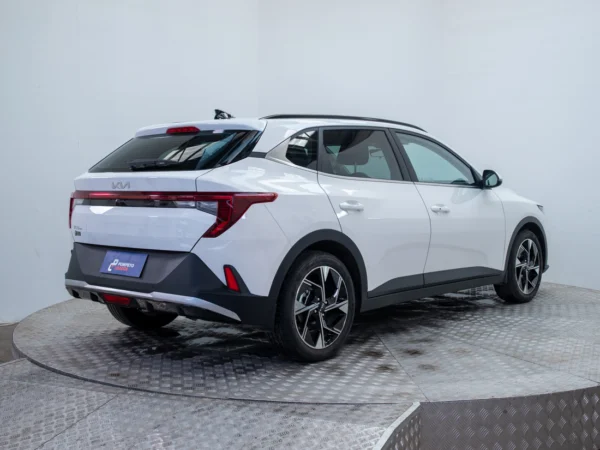 Kia K3 Cross 2025 usado — Pompeyo Carrasco — foto 6