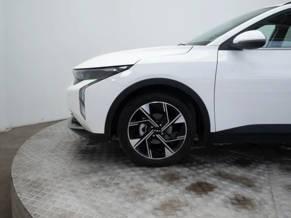 Kia K3 Cross 2025 usado — Pompeyo Carrasco — foto 17