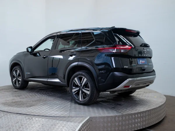 NISSAN X-TRAIL 2025 usado — Pompeyo Carrasco — foto 4