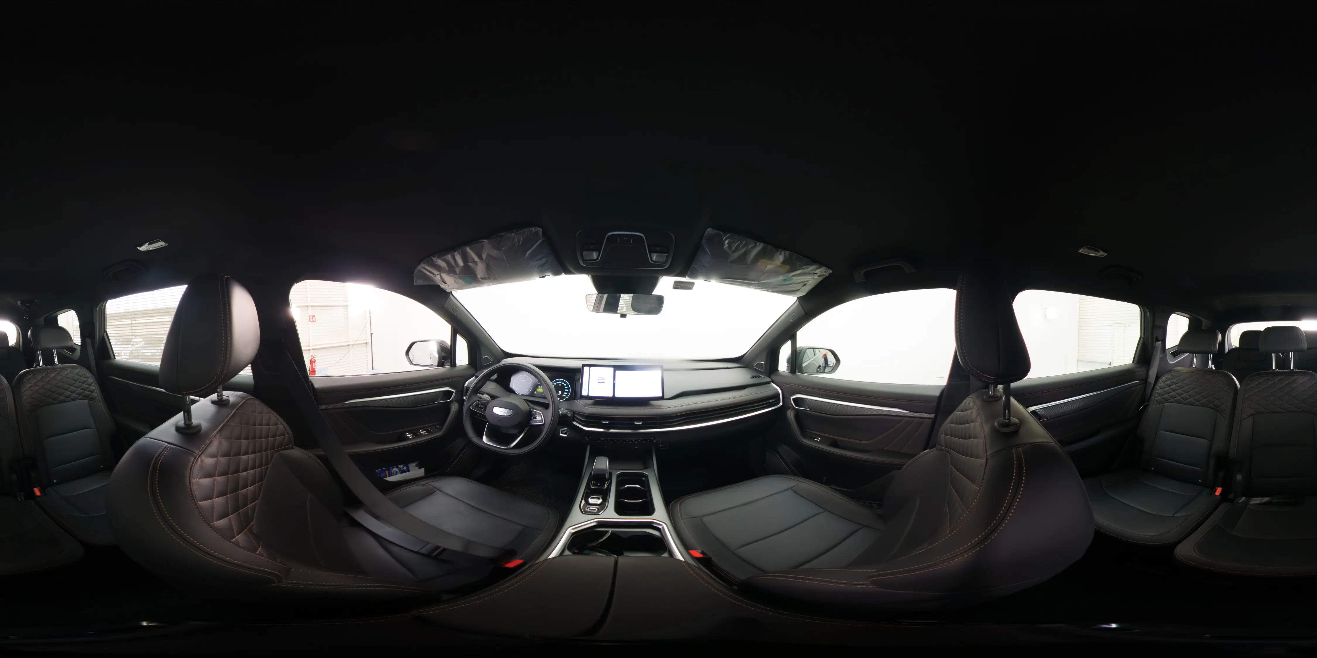 Geely Okavango — foto 20 de 20