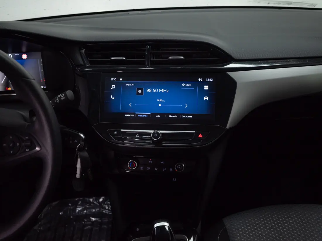 OPEL CORSA MCA EDITION GASOLINA 100 HP MT 2026