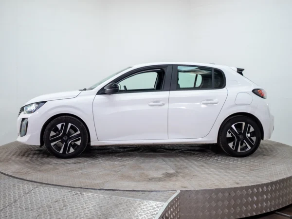 Peugeot 208 2026 usado — Pompeyo Carrasco — foto 3