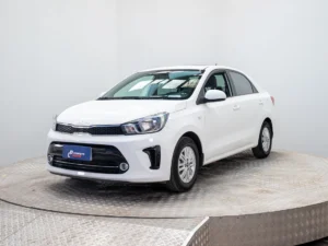 Kia SOLUTO usado
