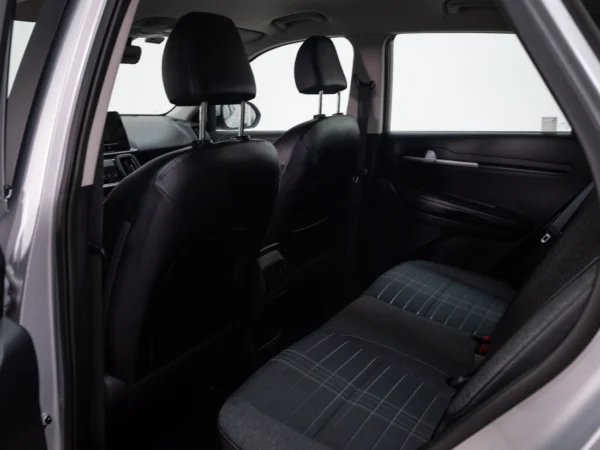 Kia SONET 2025 usado — Pompeyo Carrasco — foto 13