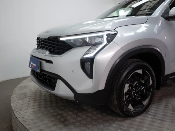 Kia SONET 2025 usado — Pompeyo Carrasco — foto 17