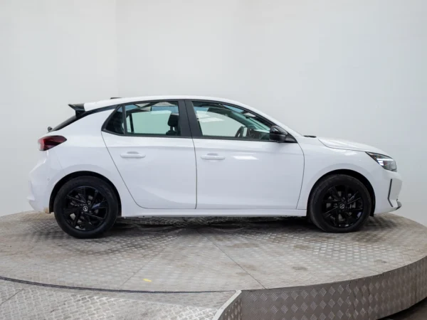 Opel CORSA 2026 usado — Pompeyo Carrasco — foto 6