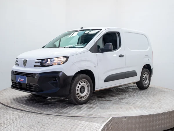 Peugeot PARTNER 2026 usado — Pompeyo Carrasco — foto 1