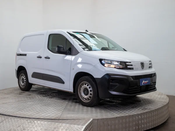 Peugeot PARTNER 2026 usado — Pompeyo Carrasco — foto 8
