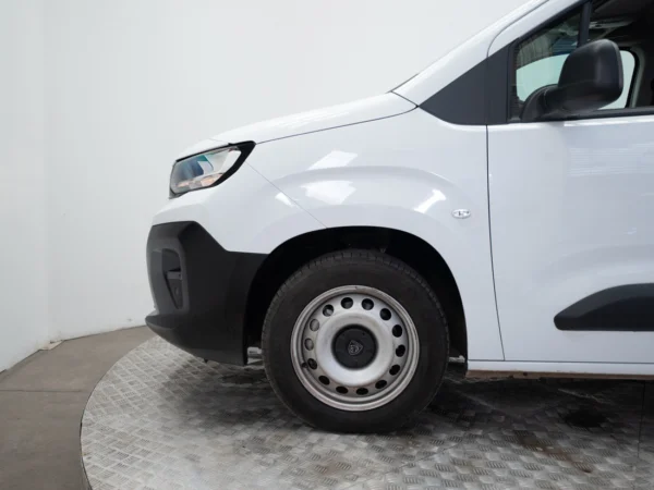 Peugeot PARTNER 2026 usado — Pompeyo Carrasco — foto 13
